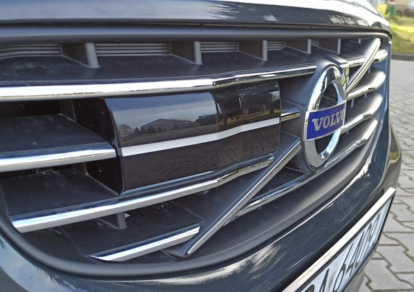 Volvo XC 60 cena 93900 przebieg: 89000, rok produkcji 2016 z Radom małe 254